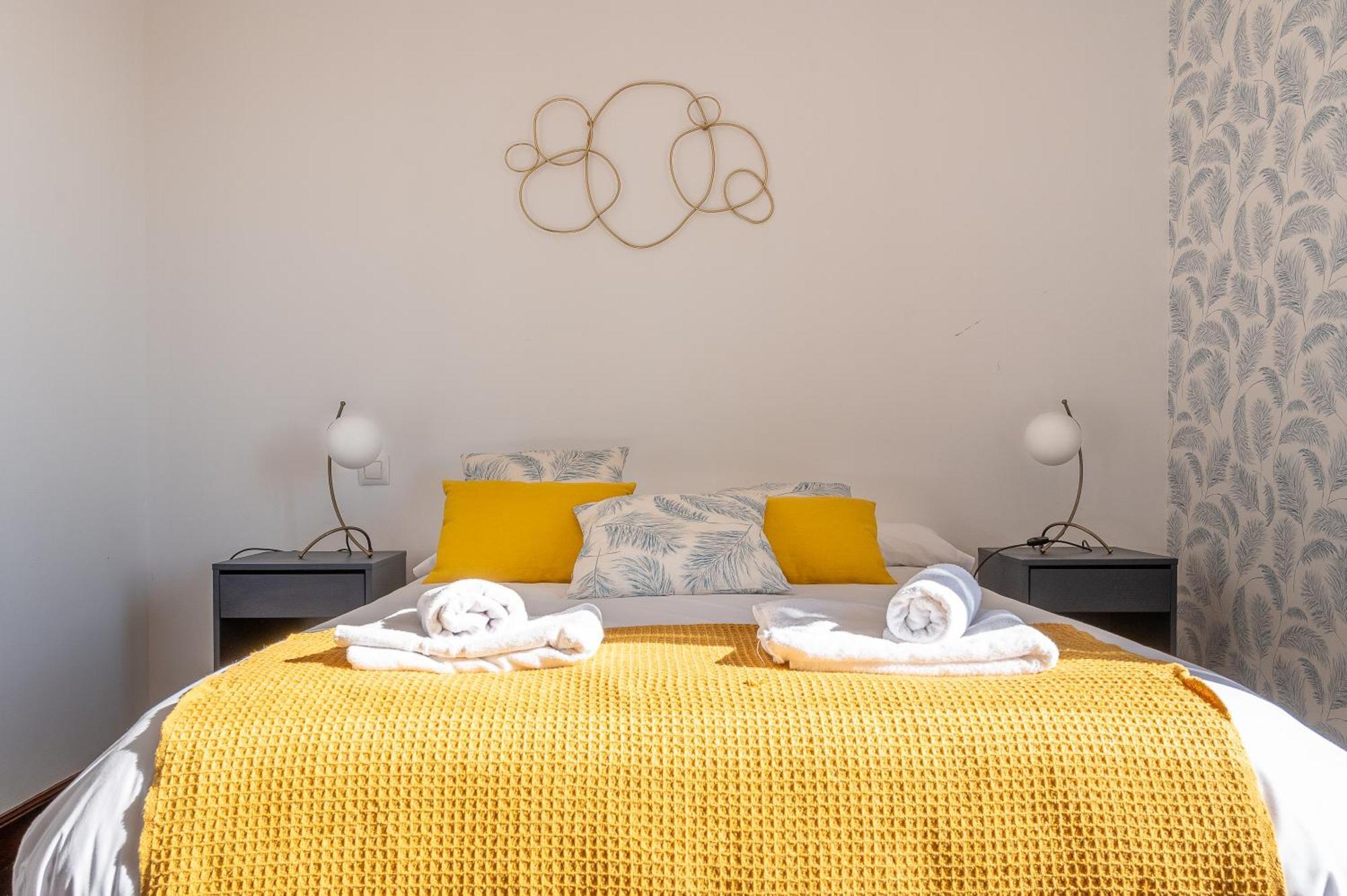 Apartamento En El Corazon De La Ciudad Junto A Las Estaciones Santander Exteriör bild